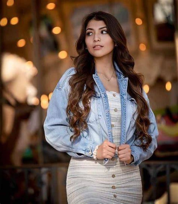 Melissa Kristine (TikTok Star) - Age, Birthday, Bio, Facts, Family, Net Worth, Height & More