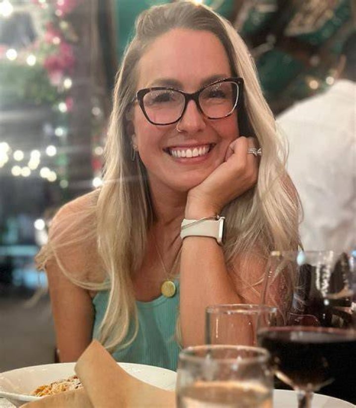 Meredith Steele (TikTok Star) - Age, Birthday, Bio, Facts, Family, Net Worth, Height & More