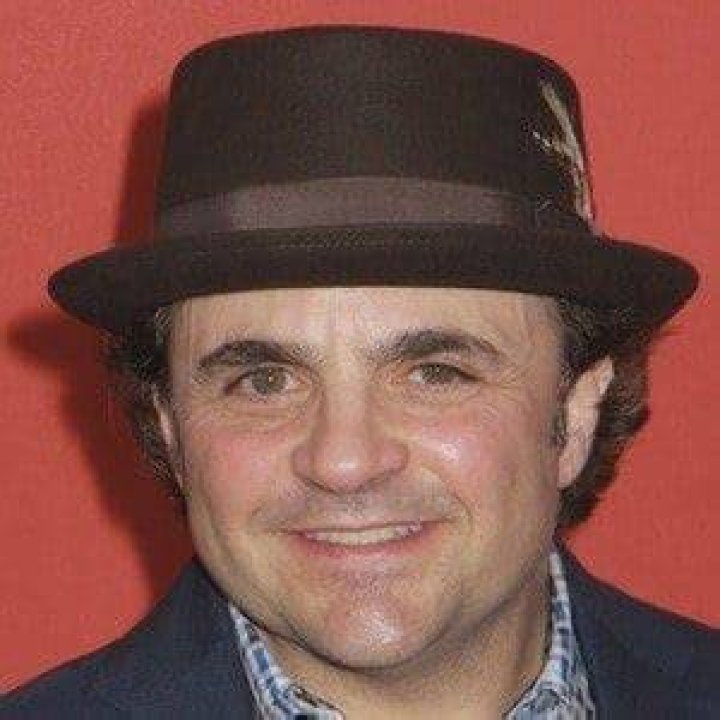 Michael D. Cohen (TV Actor) - Age, Birthday, Bio, Facts, Family, Net Worth, Height & More