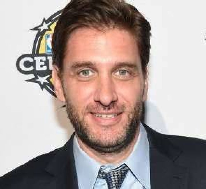 Mike Greenberg (Radio Host) - Age, Birthday, Bio, Facts, Family, Net Worth, Height & More