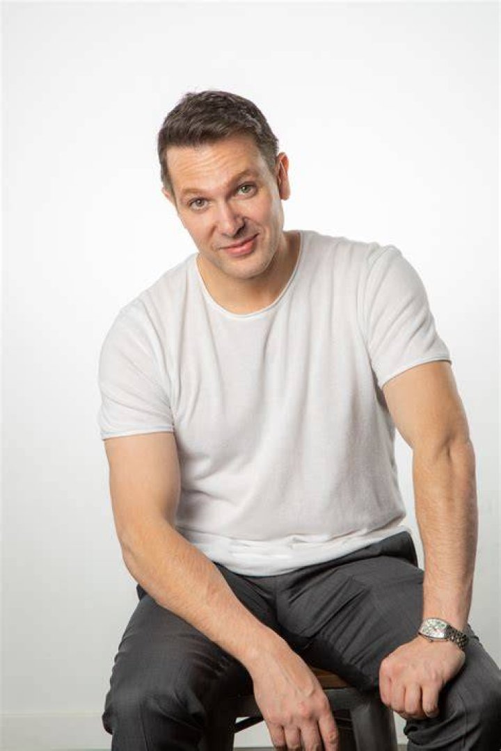 Mike Mandell (Lawyer) - Age, Birthday, Bio, Facts, Family, Net Worth, Height & More