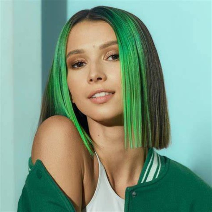 Miss Monique (DJ) - Age, Birthday, Bio, Facts, Family, Net Worth, Height & More