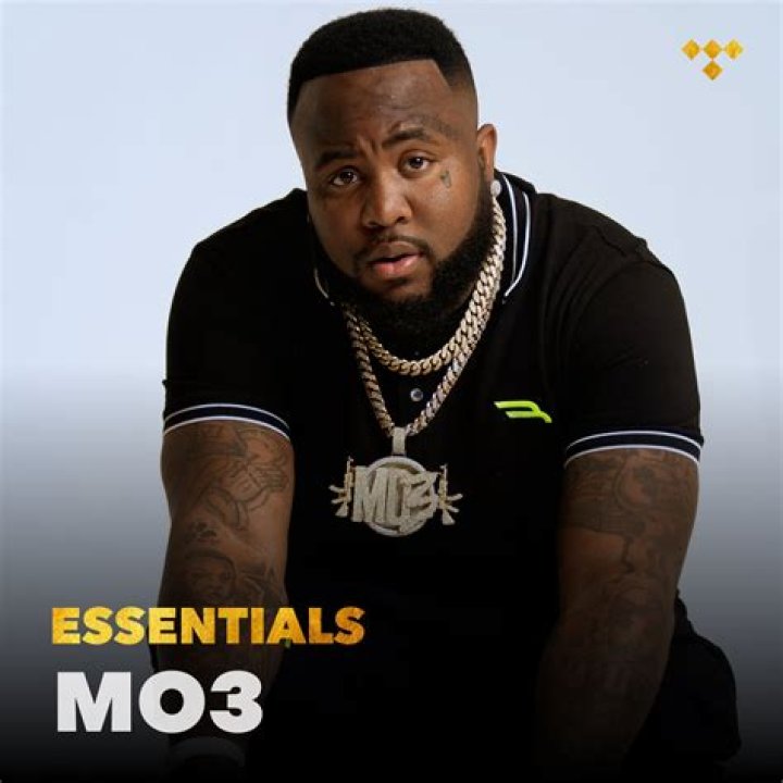 Mo3