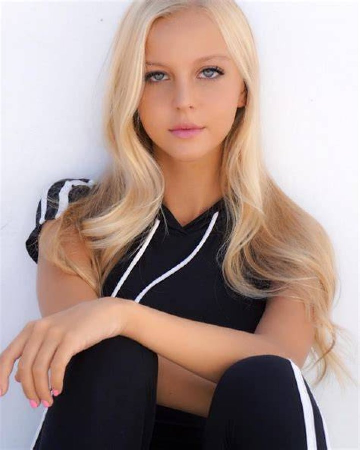Morgan Cryer (Gemini) - Age, Birthday, Bio, Facts, Family, Net Worth, Height & More
