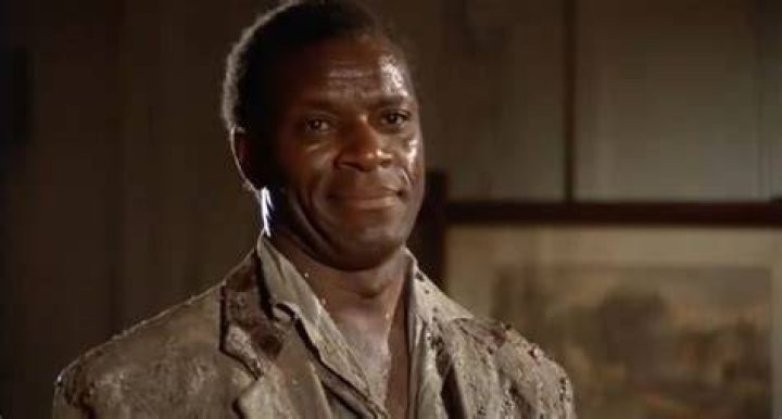 Moses Gunn (Stage Actor) - Age, Birthday, Bio, Facts, Family, Net Worth, Height & More