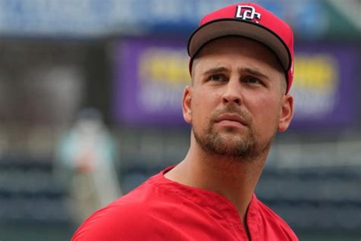 Nathaniel Lowe (Baseball Player) - Age, Birthday, Bio, Facts, Family, Net Worth, Height & More