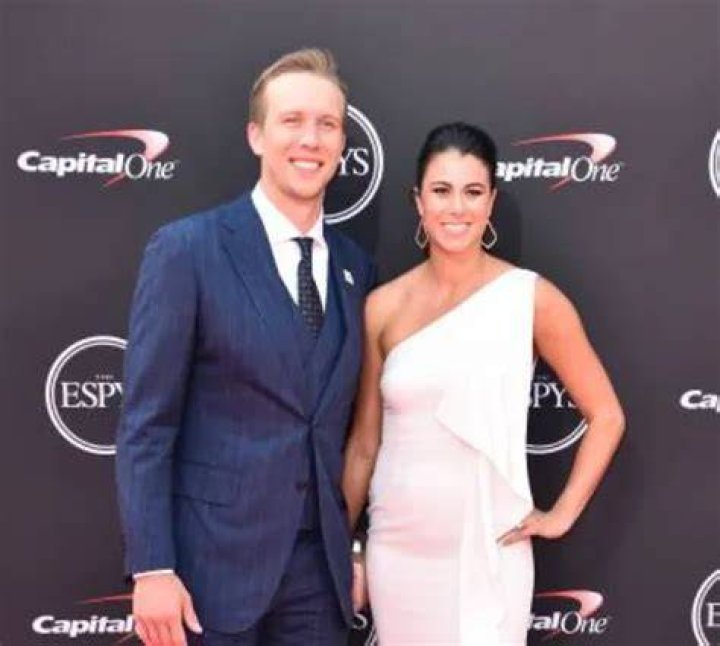 Nick Foles (Football Player) - Age, Birthday, Bio, Facts, Family, Net Worth, Height & More