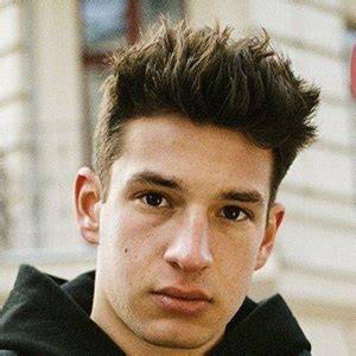 Noah Levi (Pop Singer) - Age, Birthday, Bio, Facts, Family, Net Worth, Height & More