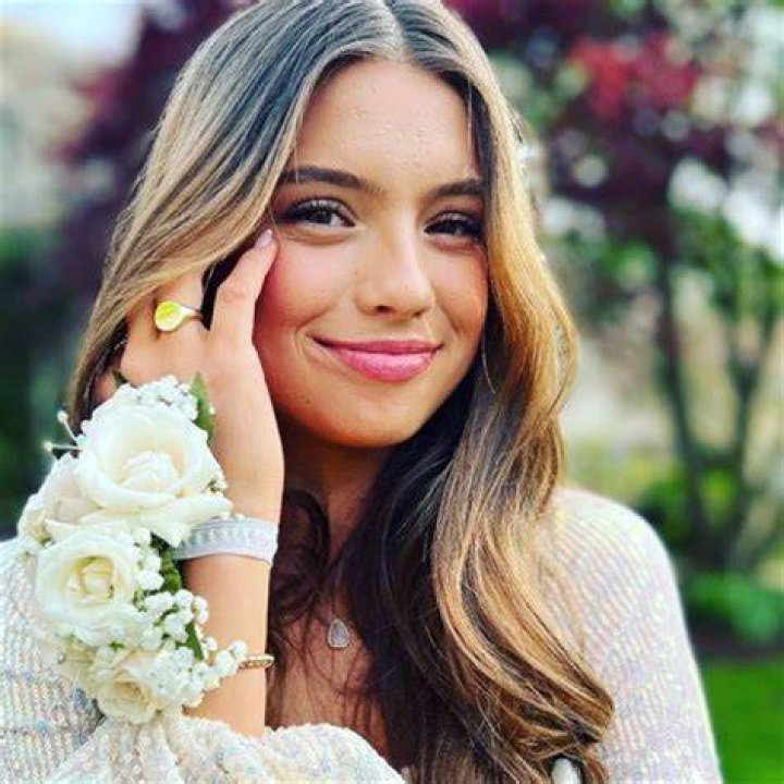 Nomi Leasure (Journalist) - Age, Birthday, Bio, Facts, Family, Net Worth, Height & More