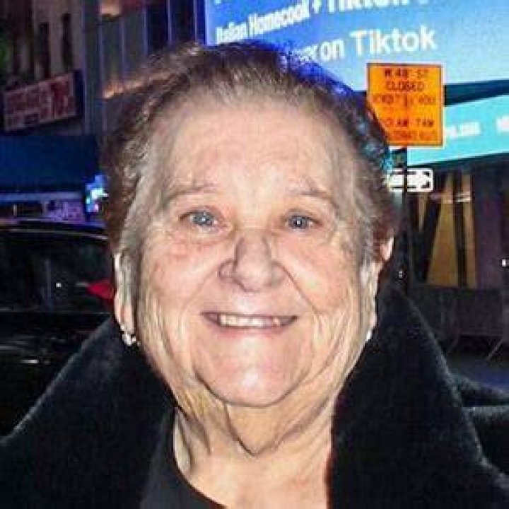 Nonna Pia (TikTok Star) - Age, Birthday, Bio, Facts, Family, Net Worth, Height & More