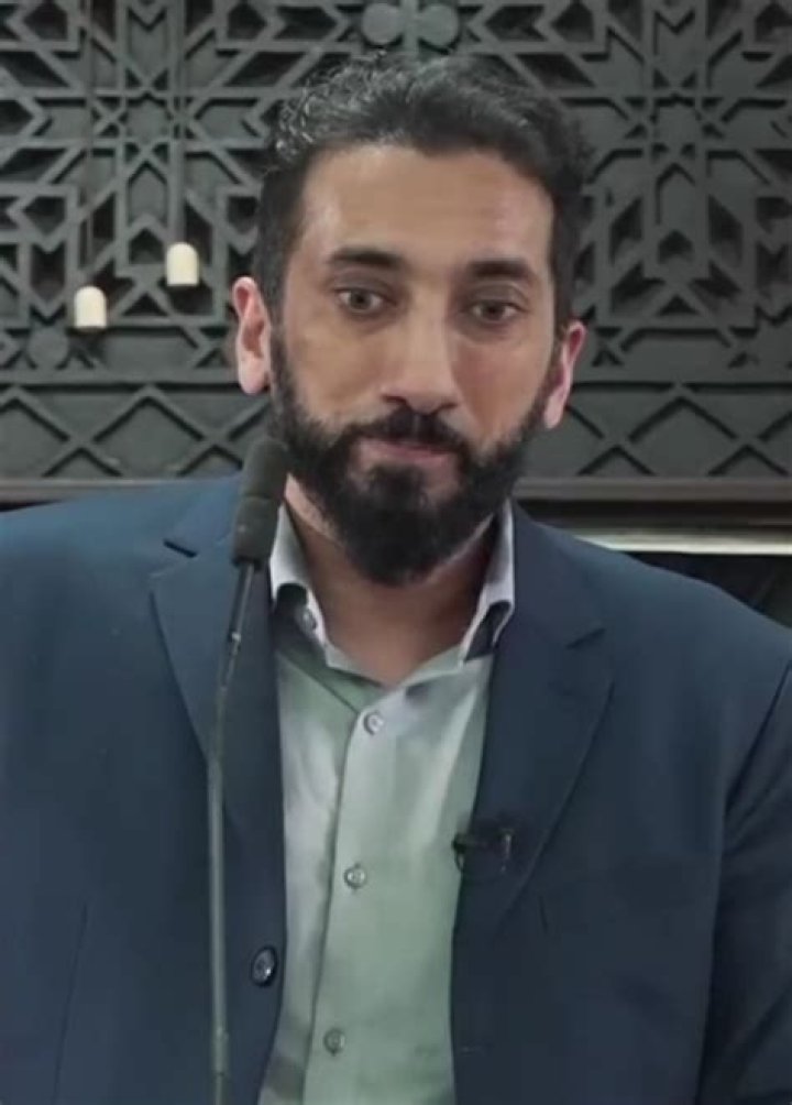 Nouman Ali Khan (Teacher) - Age, Birthday, Bio, Facts, Family, Net Worth, Height & More