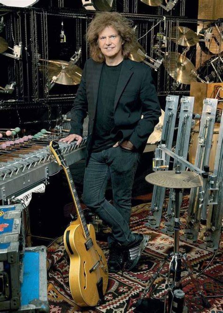 Pat Metheny (Guitarist) - Age, Birthday, Bio, Facts, Family, Net Worth, Height & More