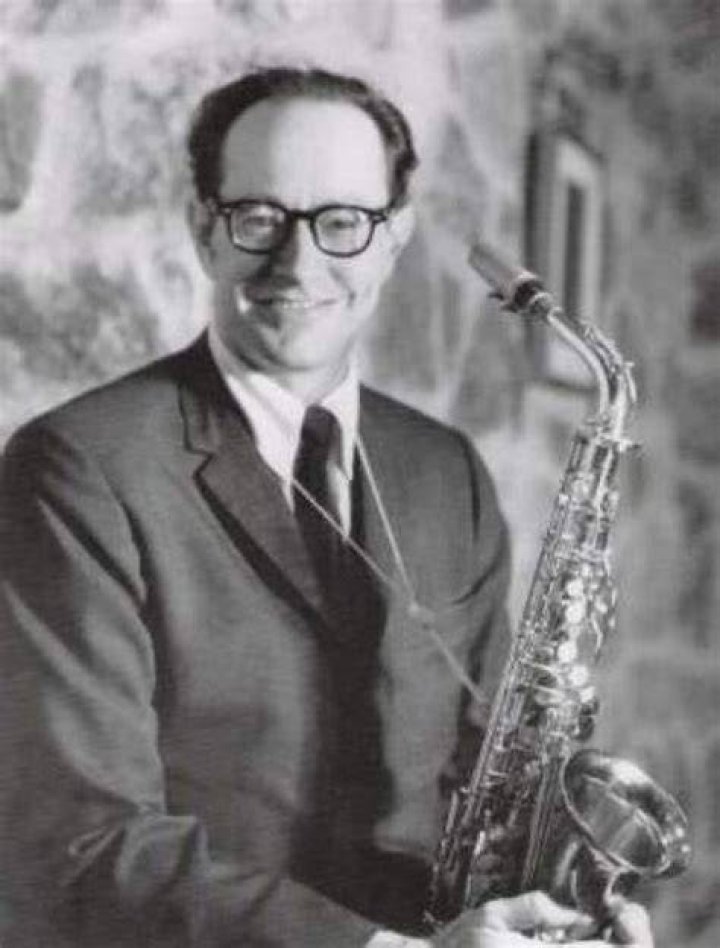 Paul Desmond (Saxophonist) - Age, Birthday, Bio, Facts, Family, Net Worth, Height & More