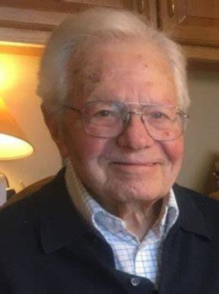 Paul W. Schroeder (Teacher) - Age, Birthday, Bio, Facts, Family, Net Worth, Height & More