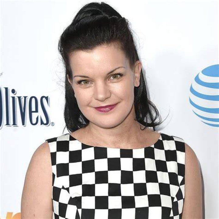 Pauley Perrette (TV Actress) - Age, Birthday, Bio, Facts, Family, Net Worth, Height & More