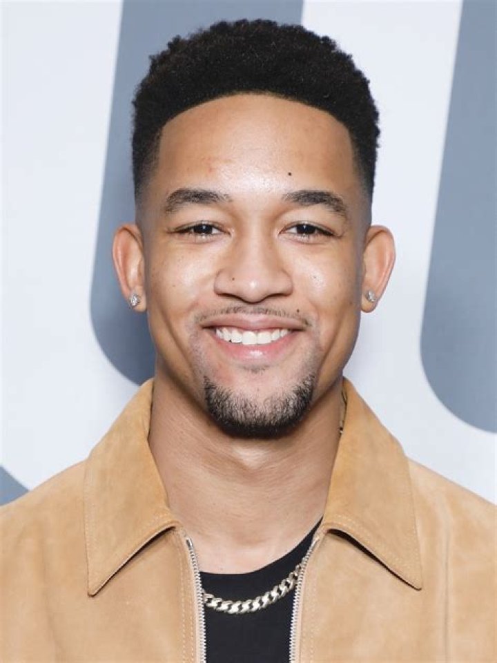 Peyton Alex Smith (TV Actor) - Age, Birthday, Bio, Facts, Family, Net Worth, Height & More