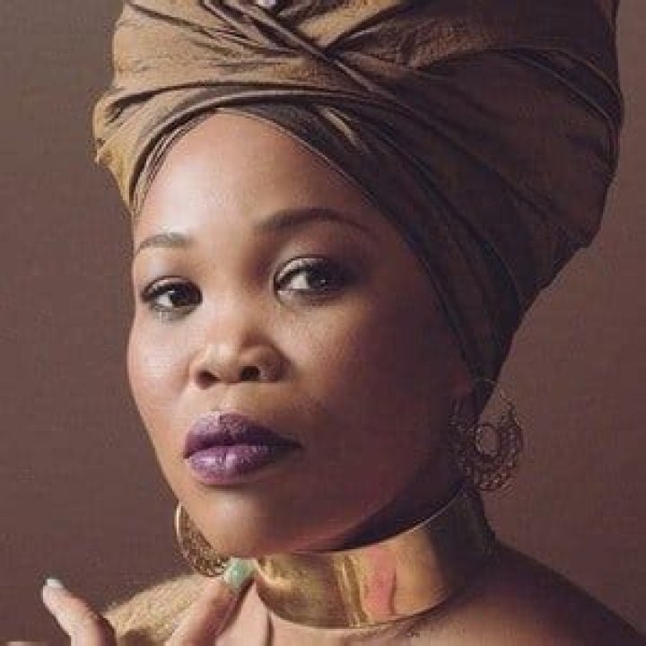 Queen Ifrica (Reggae Singer) - Age, Birthday, Bio, Facts, Family, Net Worth, Height & More