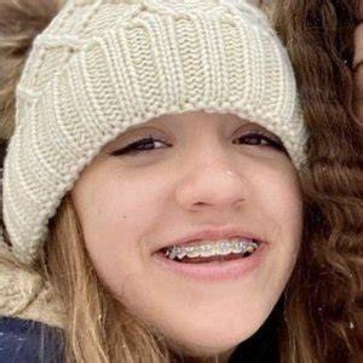Rachel CraftyGirls (YouTube Star) - Age, Birthday, Bio, Facts, Family, Net Worth, Height & More