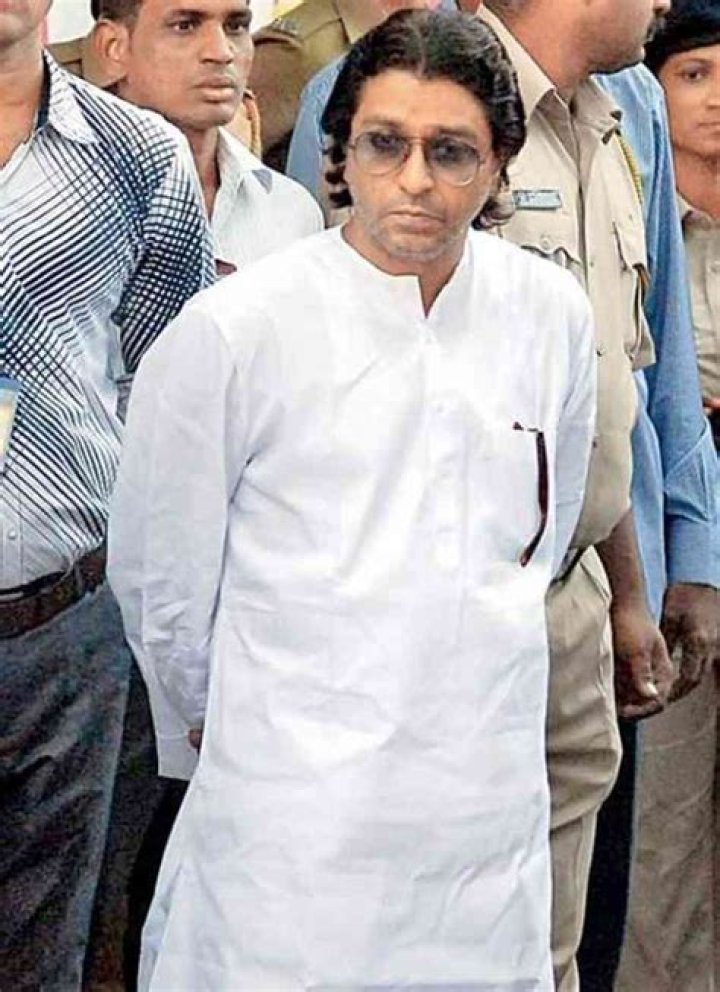 Raj Thackeray (Politician) - Age, Birthday, Bio, Facts, Family, Net Worth, Height & More