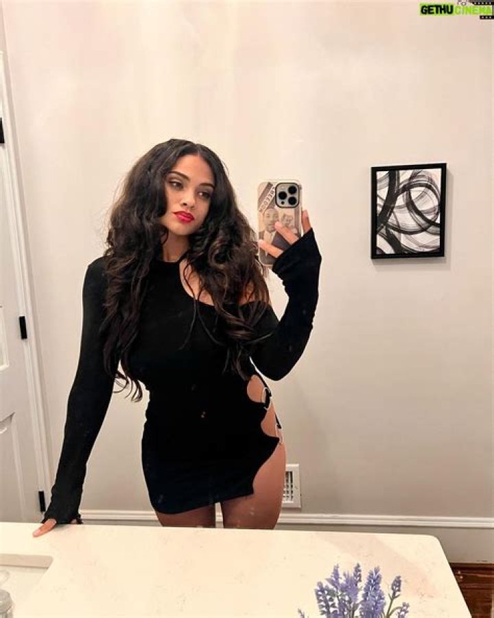 Ravyn Rochelle (Instagram Star) - Age, Birthday, Bio, Facts, Family, Net Worth, Height & More