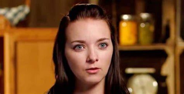 Rebecca Schmucker (Reality Star) - Age, Birthday, Bio, Facts, Family, Net Worth, Height & More