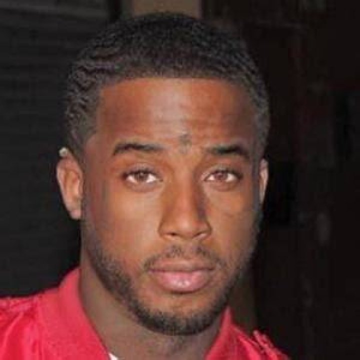 Reed Dollaz (Rapper) - Age, Birthday, Bio, Facts, Family, Net Worth, Height & More