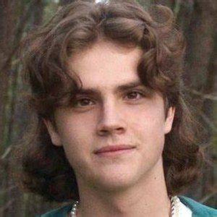 Reuben Baker (TikTok Star) - Age, Birthday, Bio, Facts, Family, Net Worth, Height & More