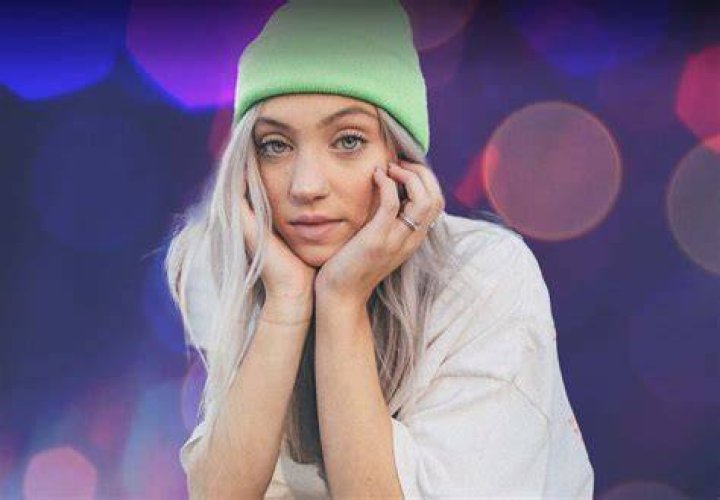 Riley Hubatka (TikTok Star) - Age, Birthday, Bio, Facts, Family, Net Worth, Height & More