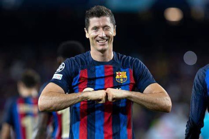 Robert Lewandowski (Futbolista) - Edad, cumpleaños, biografía, hechos, familia, patrimonio neto, altura y más