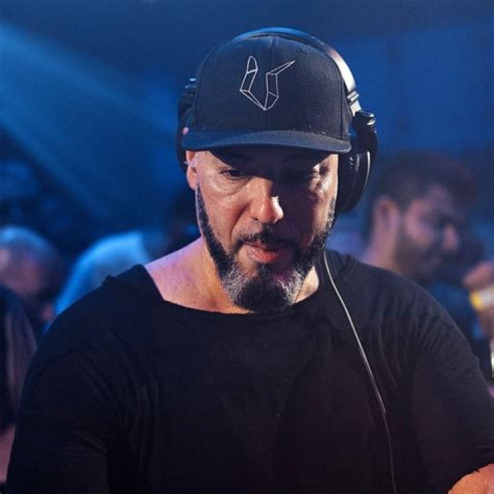 Roger Sanchez