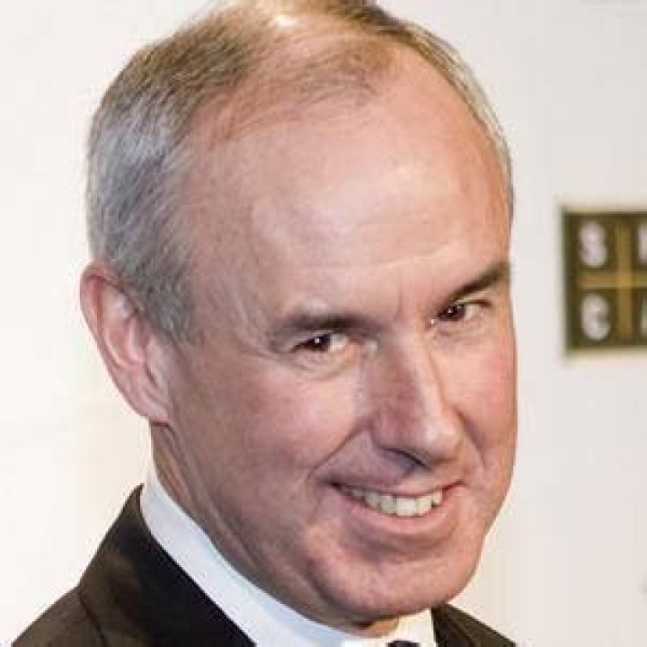 Ron MacLean (TV Show Host) - Age, Birthday, Bio, Facts, Family, Net Worth, Height & More