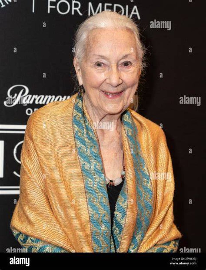 Rosemary Harris (Movie Actress) - Age, Birthday, Bio, Facts, Family, Net Worth, Height & More