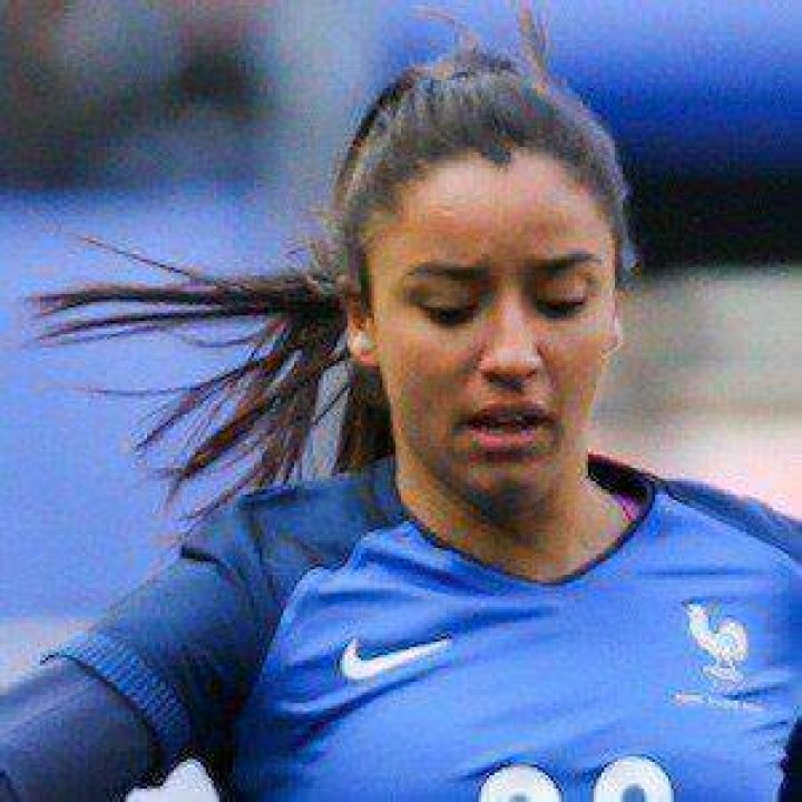 Sakina Karchaoui (Soccer Player) - Age, Birthday, Bio, Facts, Family, Net Worth, Height & More