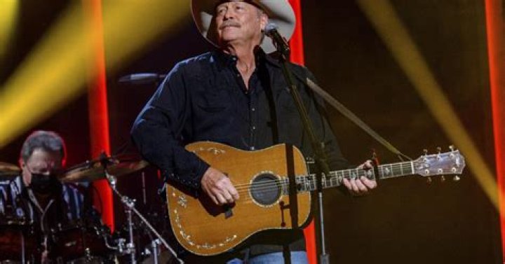 ¿Se retiró Alan Jackson? – Celebrity.fm