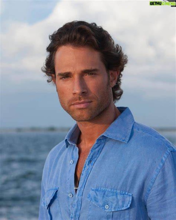 Sebastián Rulli (Soap Opera Actor) - Age, Birthday, Bio, Facts, Family, Net Worth, Height & More