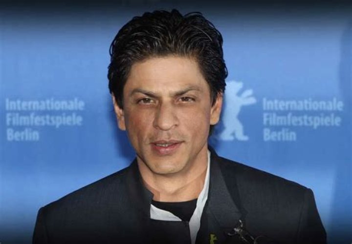 Shah Rukh Khan (Movie Actor) - Age, Birthday, Bio, Facts, Family, Net Worth, Height & More