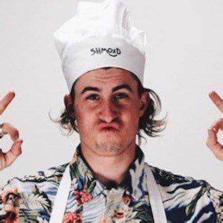 Simon Teichmann (YouTube Star) - Alter, Geburtstag, Bio, Fakten, Familie, Vermögen, Größe & mehr