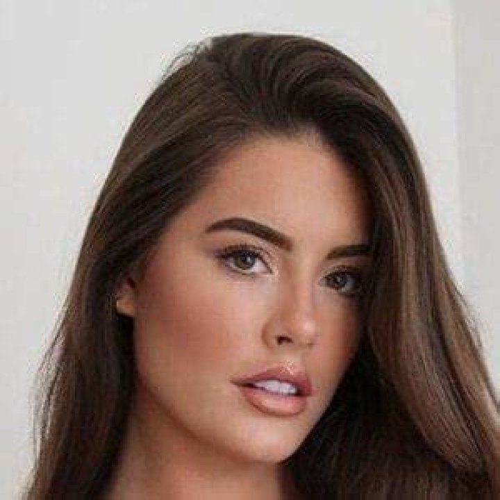 Sophie Stonehouse (Reality Star) - Age, Birthday, Bio, Facts, Family, Net Worth, Height & More
