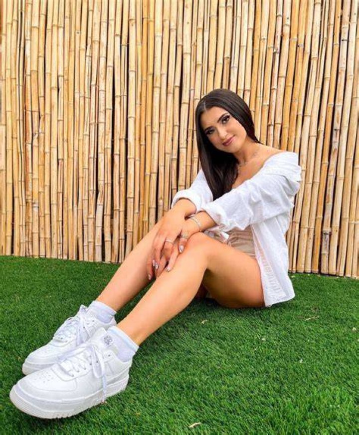 Stasiavuu (Instagram Star) - Age, Birthday, Bio, Facts, Family, Net Worth, Height & More