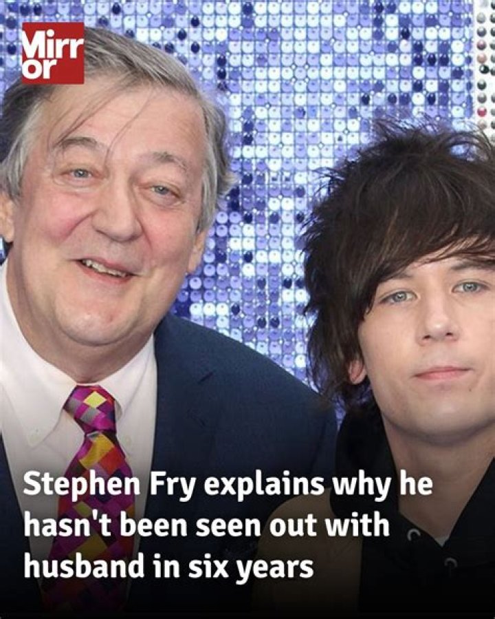 Stephen Fry (Movie Actor) - Age, Birthday, Bio, Facts, Family, Net Worth, Height & More