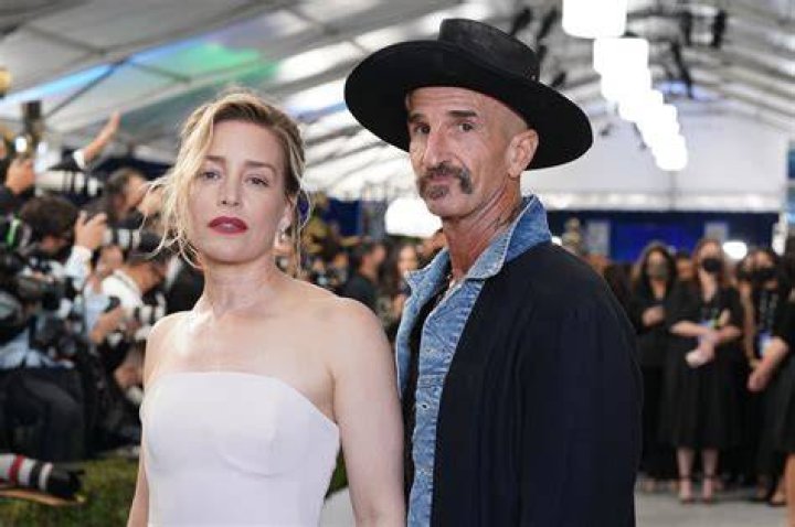 Stephen Kay (Director) - Age, Birthday, Bio, Facts, Family, Net Worth, Height & More