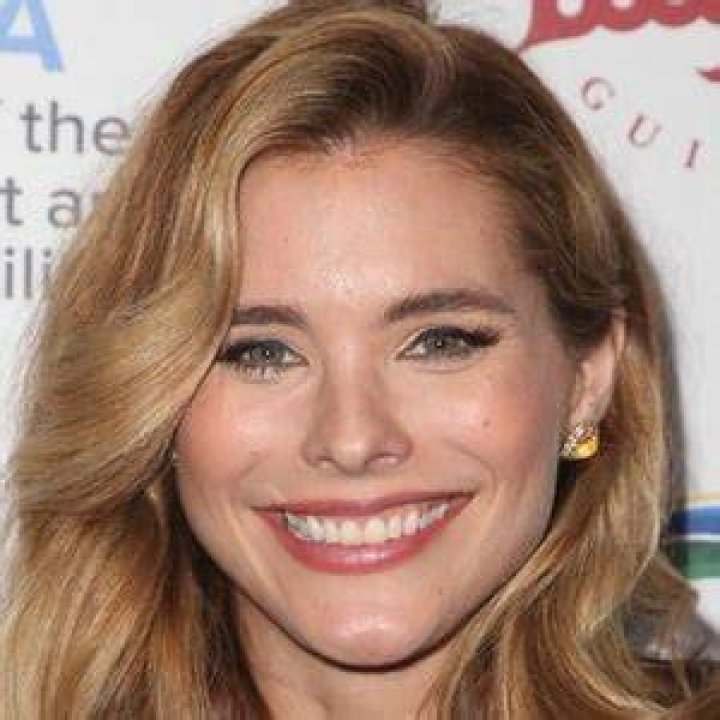 Susie Abromeit (TV Actress) - Age, Birthday, Bio, Facts, Family, Net Worth, Height & More