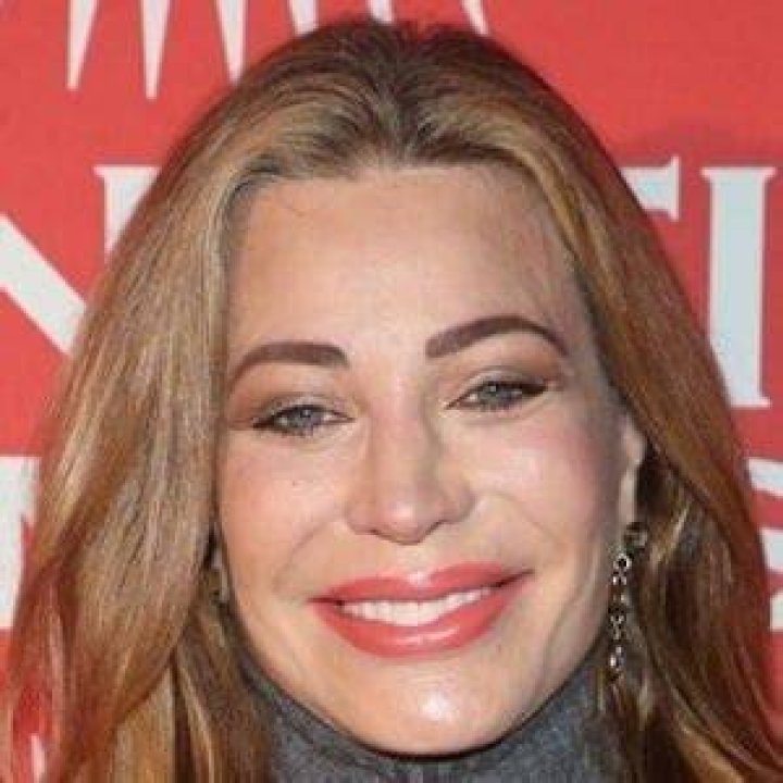 Taylor Dayne (Pop Singer) - Age, Birthday, Bio, Facts, Family, Net Worth, Height & More