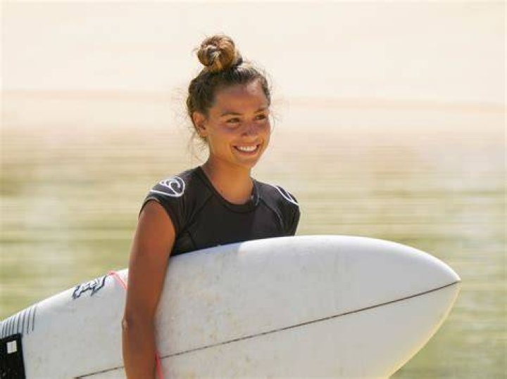 Tia Blanco (Surfer) - Age, Birthday, Bio, Facts, Family, Net Worth, Height & More