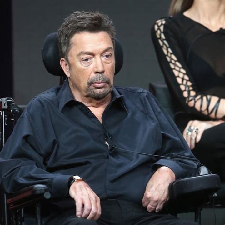 Tim Curry (Movie Actor) - Age, Birthday, Bio, Facts, Family, Net Worth, Height & More