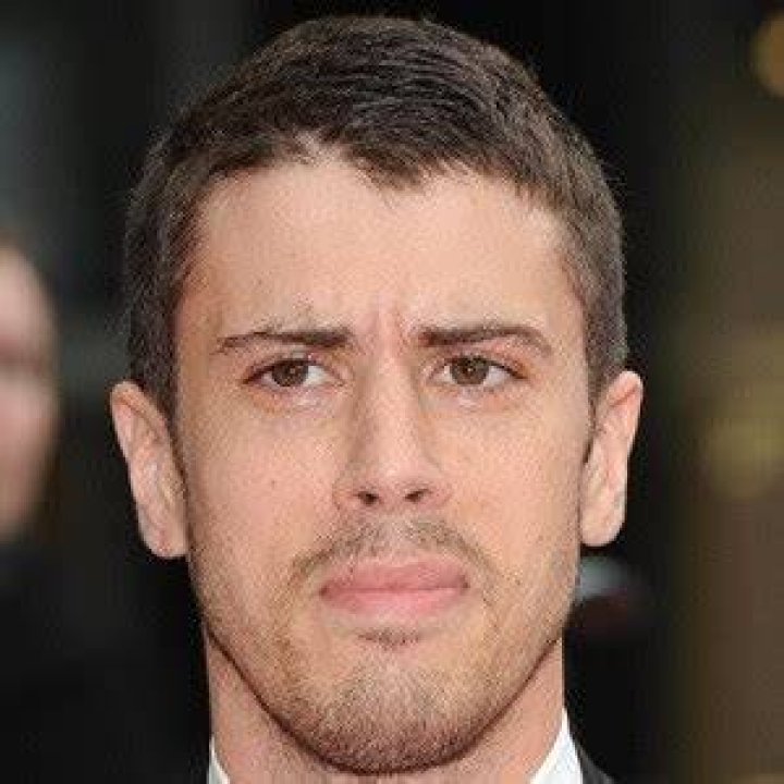 Toby Kebbell (Movie Actor) - Age, Birthday, Bio, Facts, Family, Net Worth, Height & More