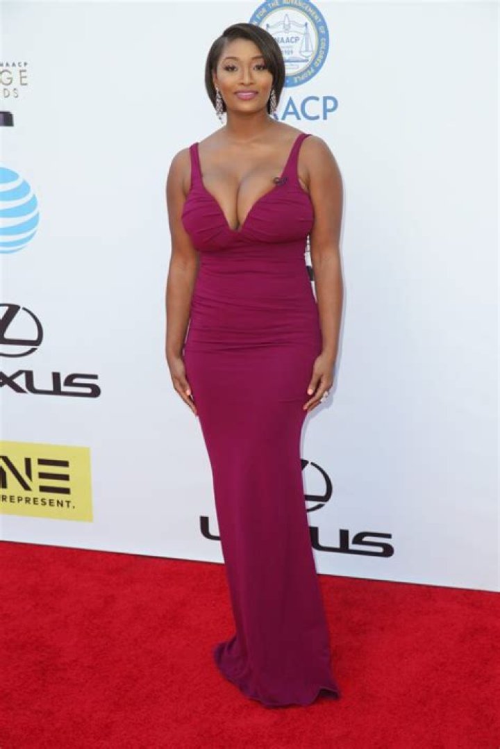Toccara Jones (Model) - Age, Birthday, Bio, Facts, Family, Net Worth, Height & More