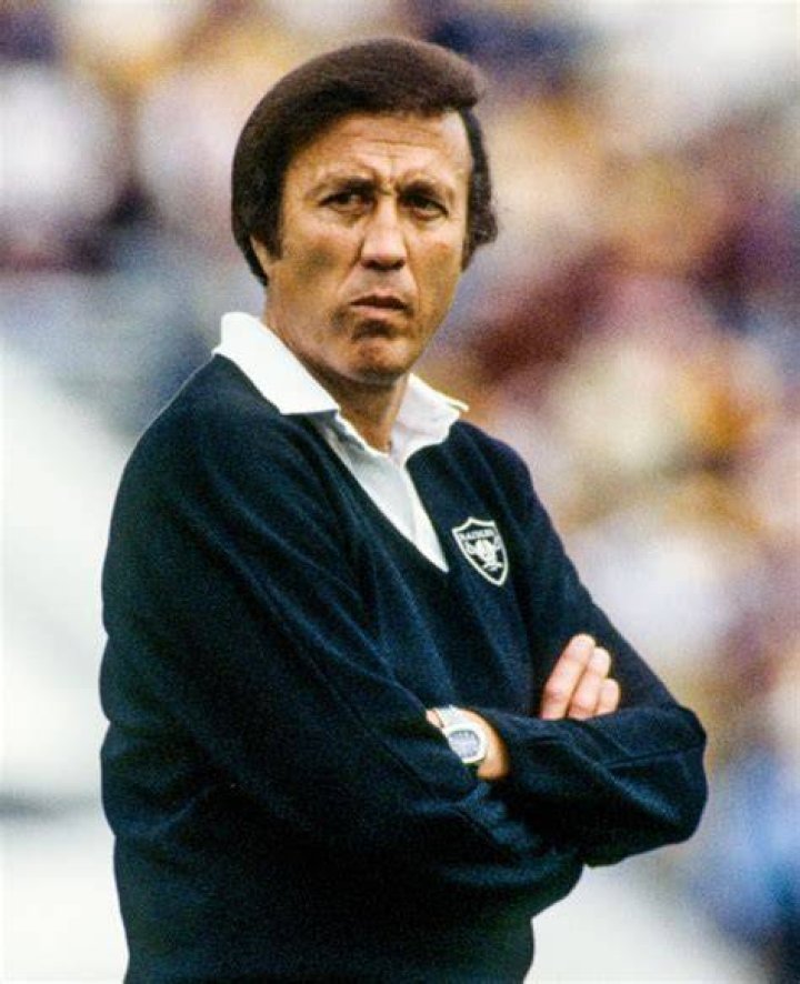 Tom Flores (Football Coach) - Age, Birthday, Bio, Facts, Family, Net Worth, Height & More