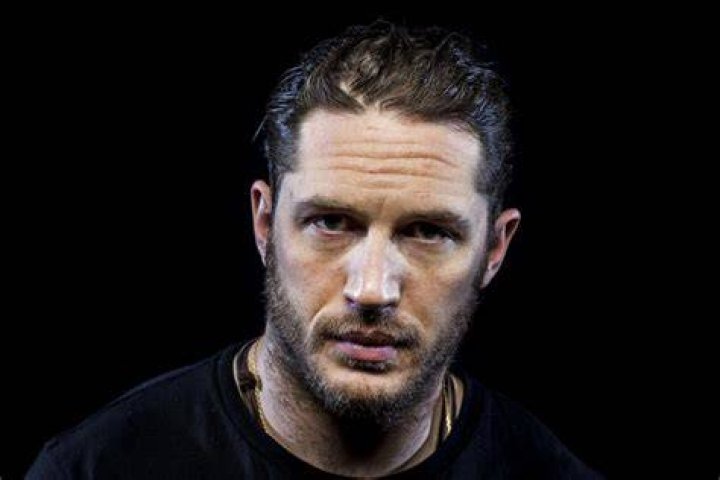 Tom Hardy (Movie Actor) - Age, Birthday, Bio, Facts, Family, Net Worth, Height & More