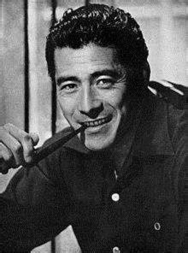 Toshiro Mifune (Movie Actor) - Age, Birthday, Bio, Facts, Family, Net Worth, Height & More